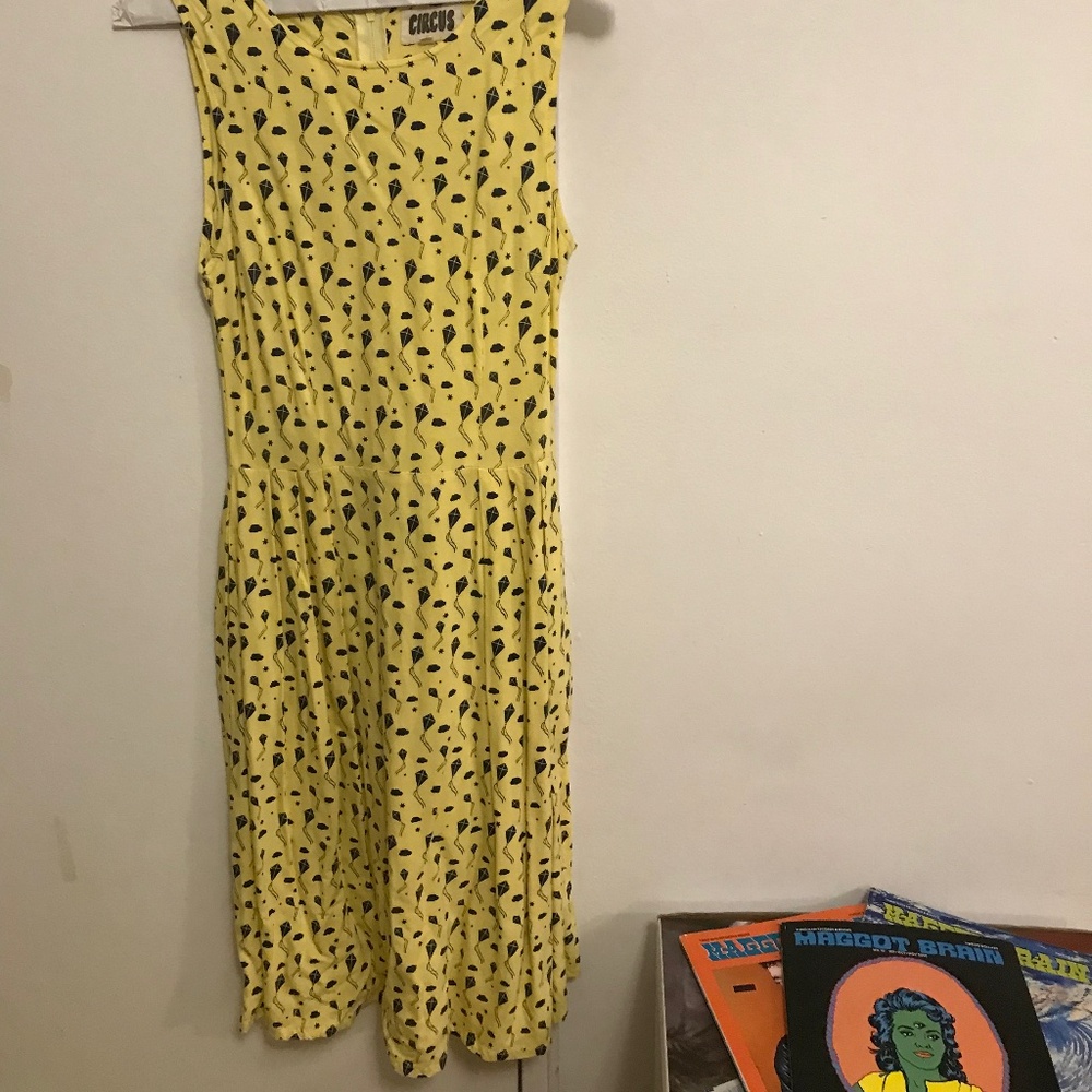 Modcloth Circus Kites print sleeveless dress UK 10/ US 6
